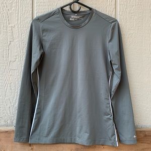 Nike golf dri-fit grey long sleeve athletic workout top exposed white stitching